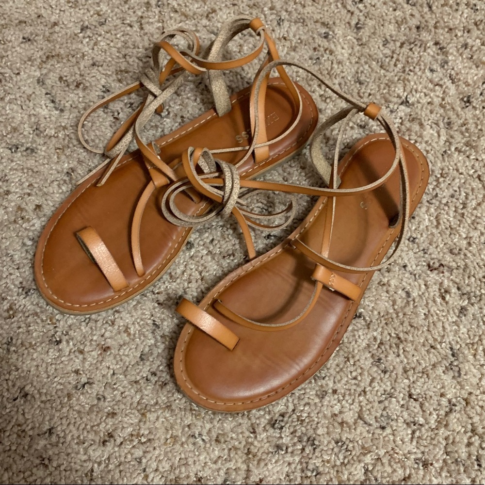 Express Sandals